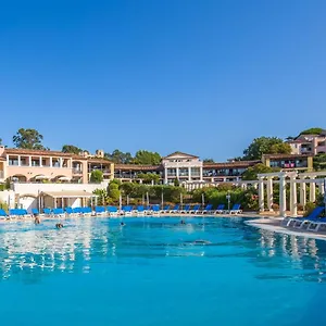 https://pierre-vacances-residence-parcs-de-grimaud.fr-provencehotel.com