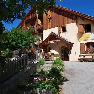https://auberge-de-catherine.fr-provencehotel.com